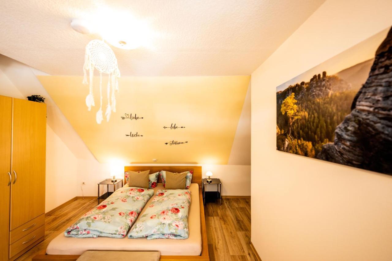 Waldblickwohnung Mit Schoener Terrasse Und Kamin Sebnitz Exterior foto